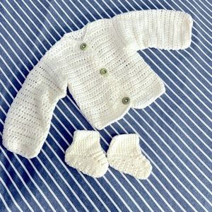 New hand Knitted Baby Sweater & Booties.               Size 12Months